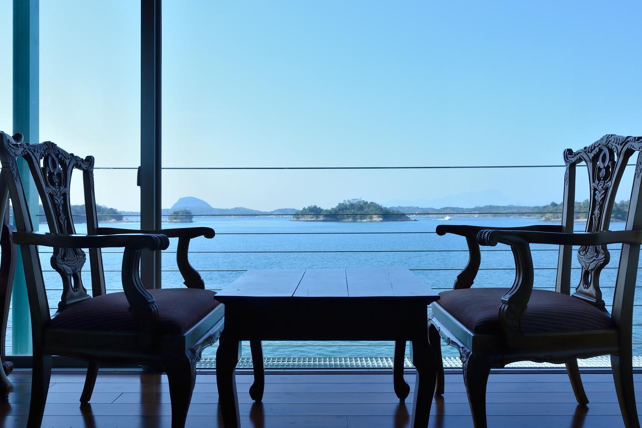 Uminoyasuragi Hotel Ryugu Kami Amakusa Esterno foto