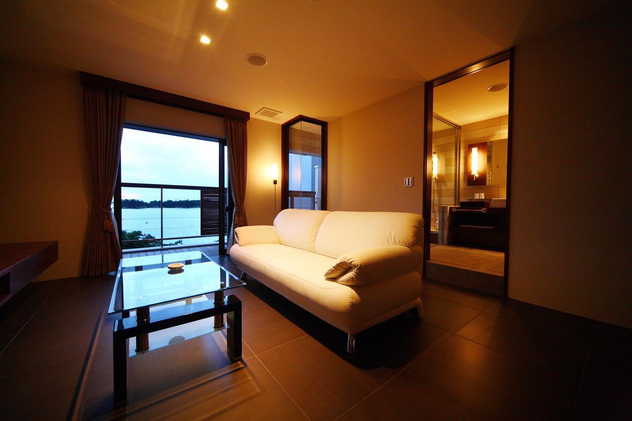 Uminoyasuragi Hotel Ryugu Kami Amakusa Esterno foto