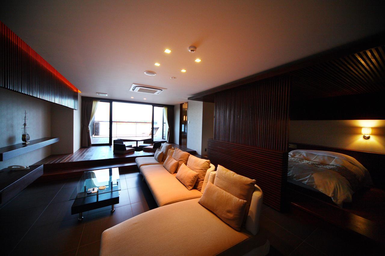Uminoyasuragi Hotel Ryugu Kami Amakusa Esterno foto