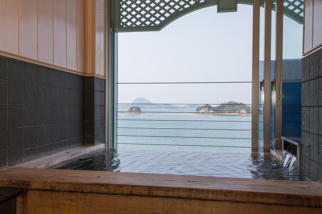 Uminoyasuragi Hotel Ryugu Kami Amakusa Esterno foto